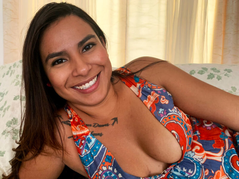 Profil de MacarenaReyes - Photo n°0