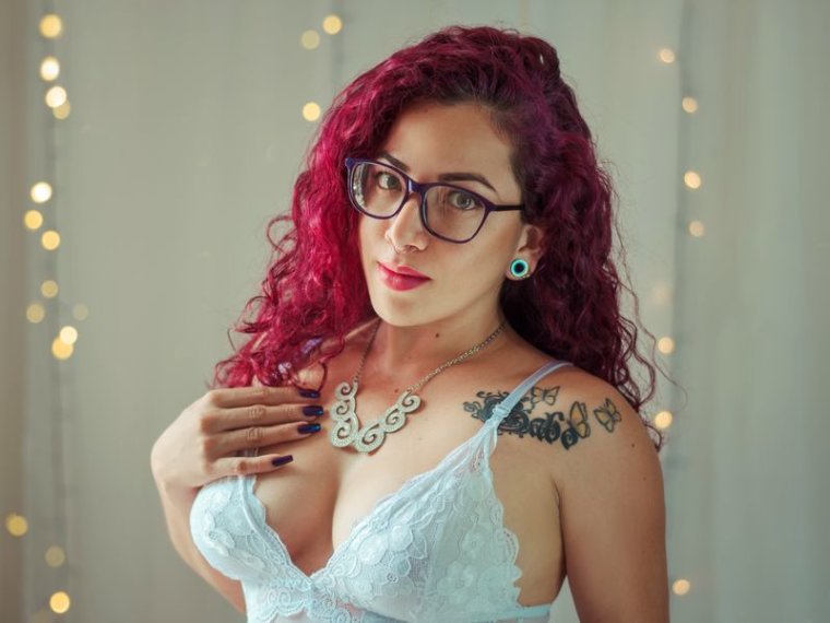 MaddiRose's profile - Image n°0