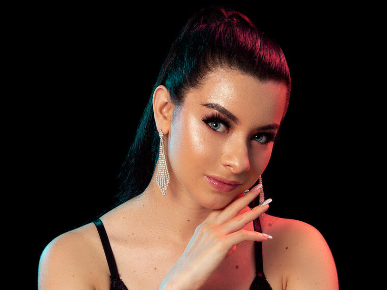 MadisonGosling's profile - Image n°0