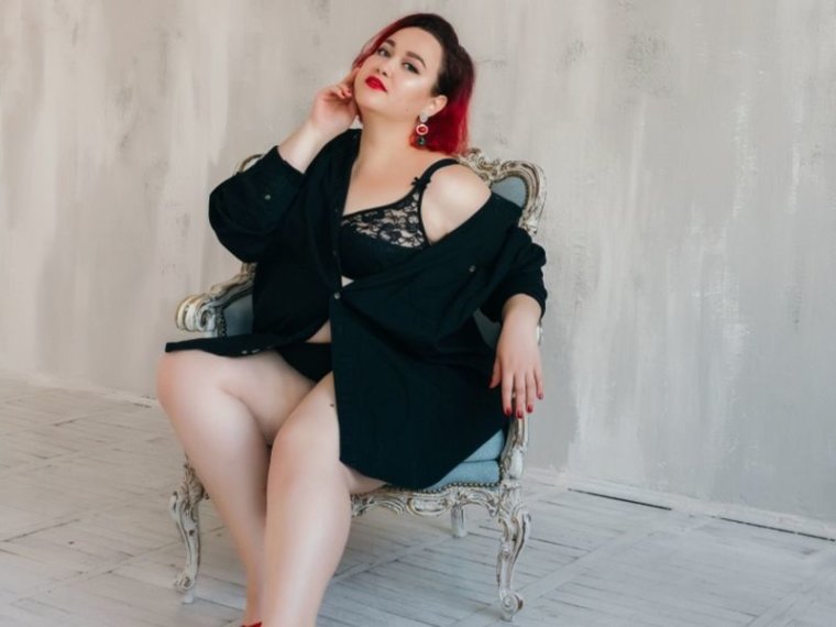 MaggieLevine's profile - Image n°0