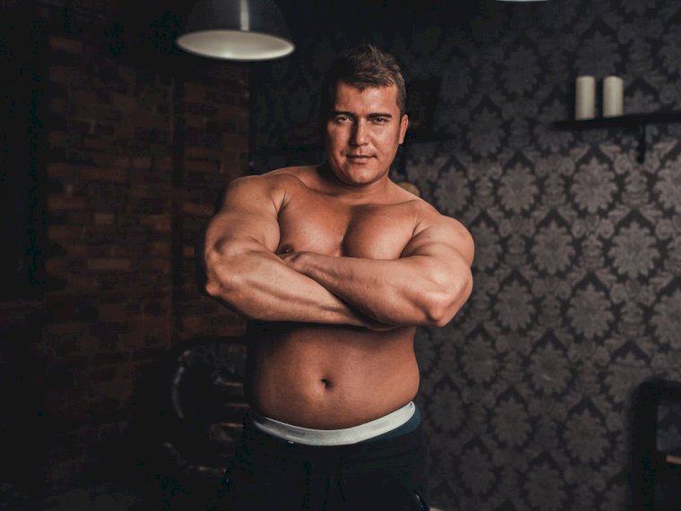 ManSoStrong's profile - Image n°0