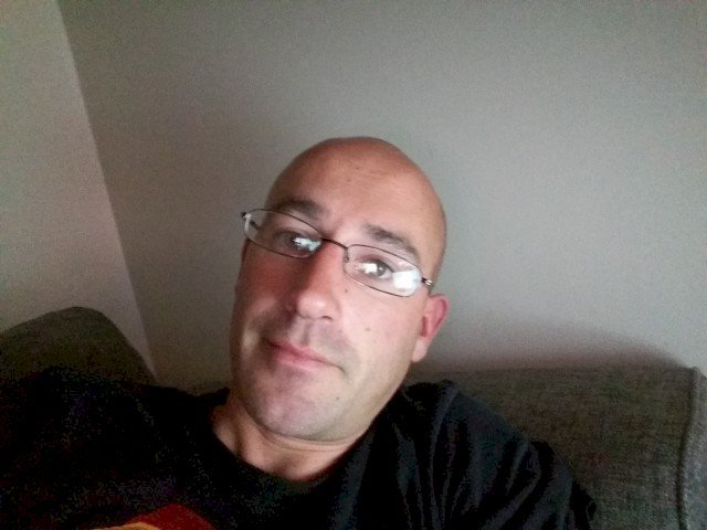 manu44's profile - Image n°0