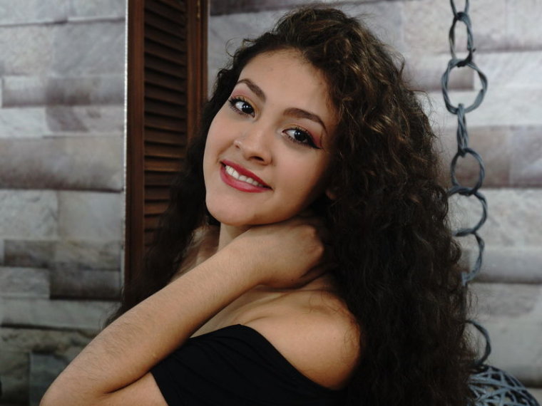 MarianaCurtis's profile - Image n°0