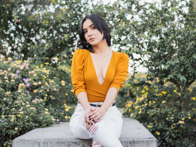 MarianaRay's profile - Image n°0