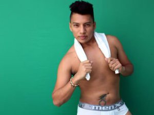 MaricioLuca's Sexcam