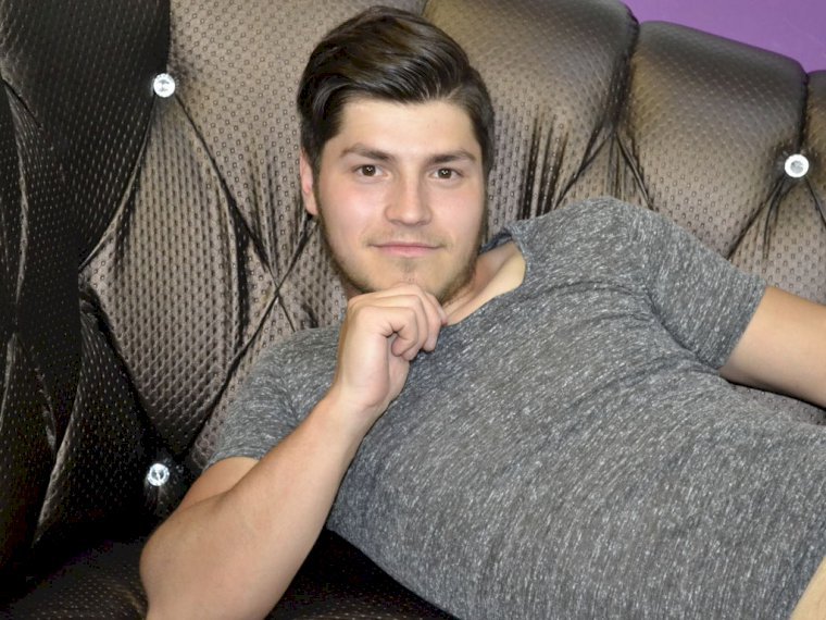 MarioCharmer's profile - Image n°1