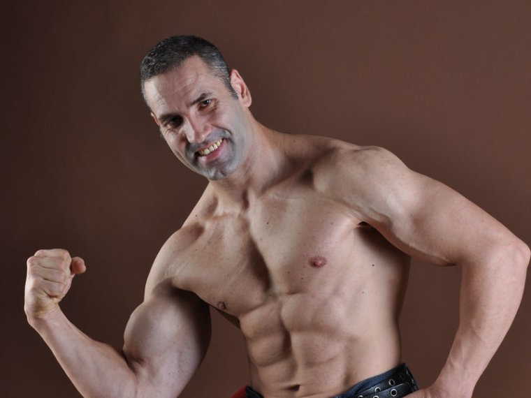 MasculinGigant's profile - Image n°1