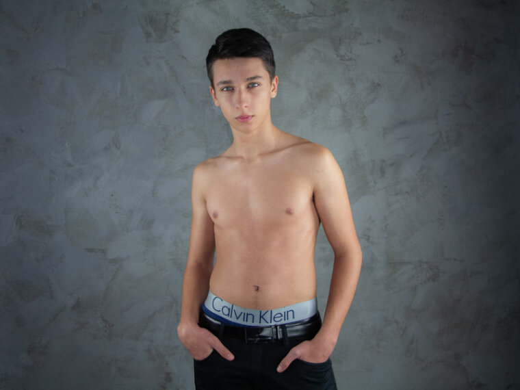 MaxCuteSize's profile - Image n°0