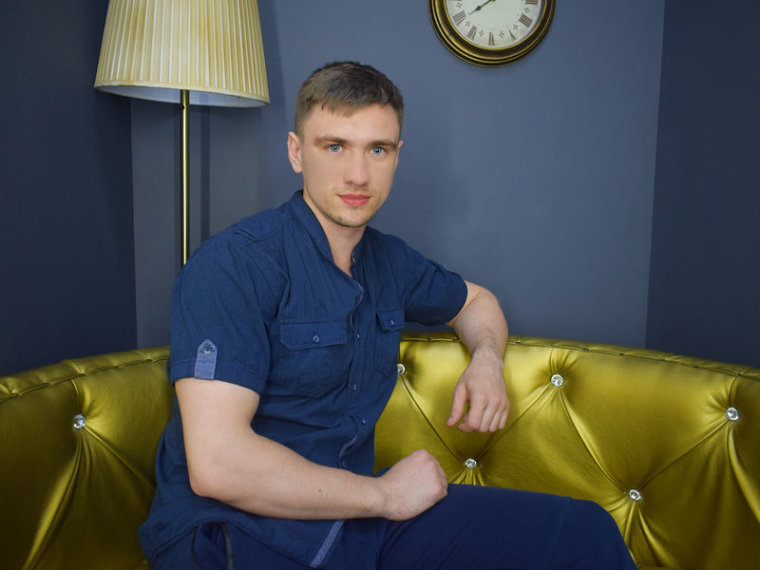 MaxDes's profile - Image n°0