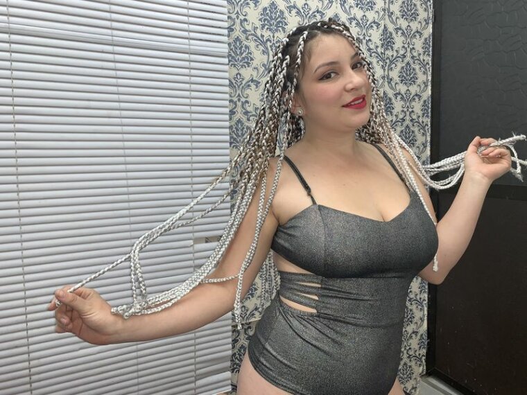 MeganBlondeHot's profile - Image n°0