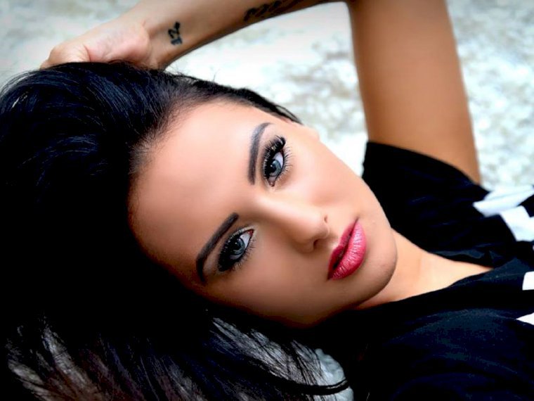 MeghanOnly's profile - Image n°1