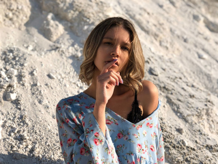 MelanieAcosta's profile - Image n°0