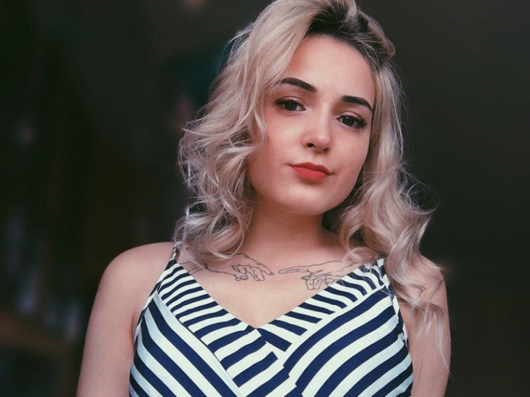 MelanieWater's profile - Image n°0