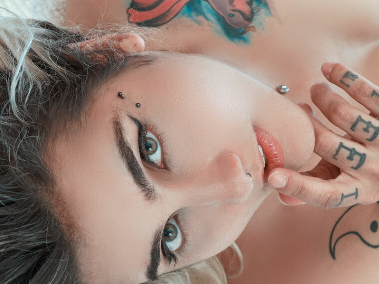 melunderline's profile - Image n°1