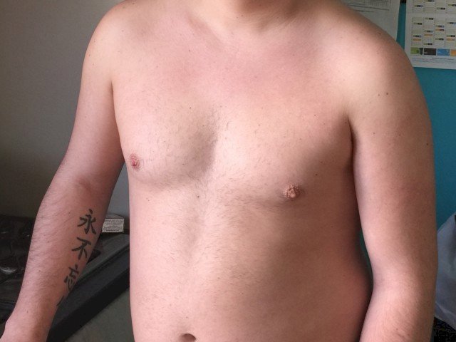 menhotty's profile - Image n°0