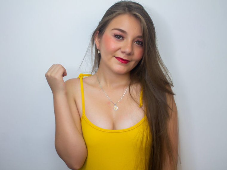 MeryAntonella's profile - Image n°0