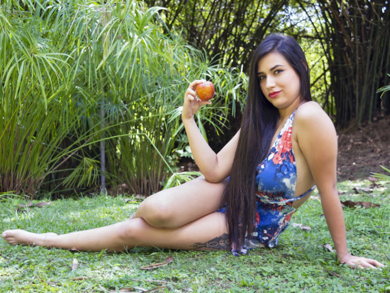 MiaBackers's profile - Image n°0