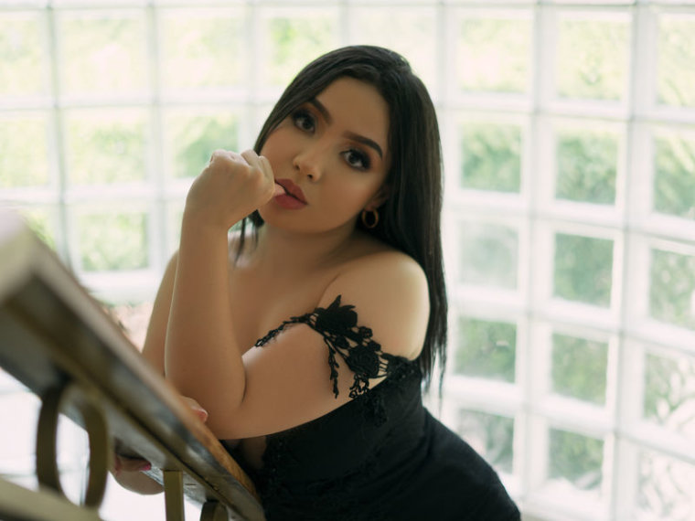 Profil de MiaFarkash - Photo n°5