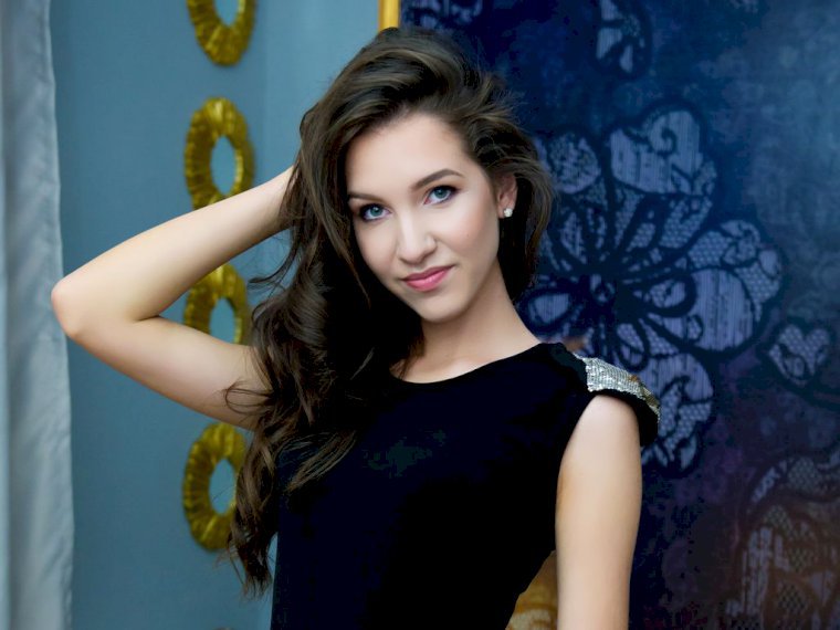 MiaRains's profile - Image n°1