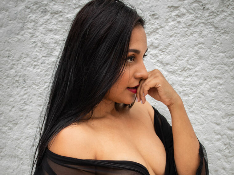 MiaSajim's profile - Image n°0