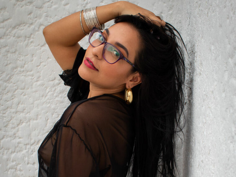 MiaSajim's profile - Image n°1