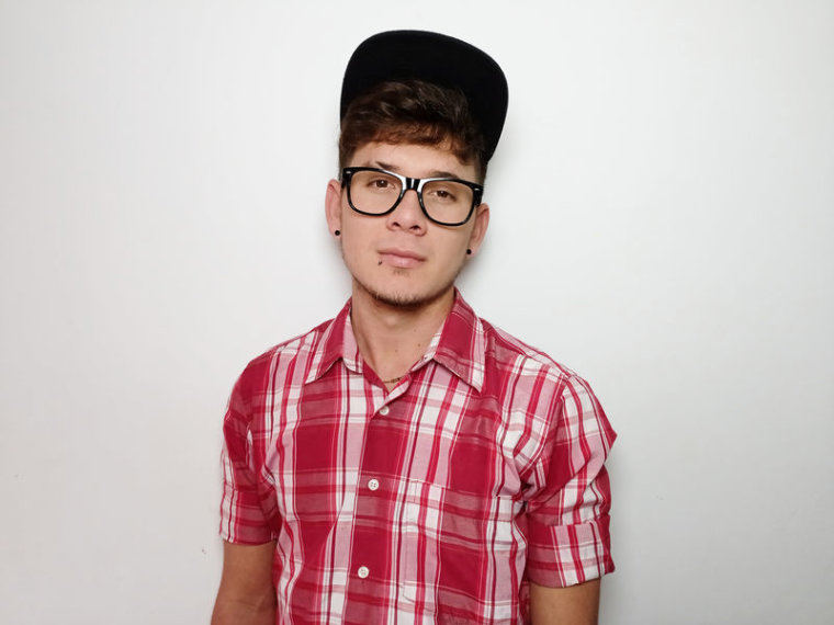 MikeHamilton's profile - Image n°0