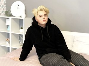 Sexcam Porn von MikhailGoldman