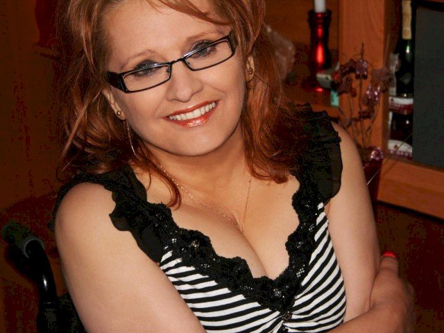 MilfHelen's profile - Image n°0