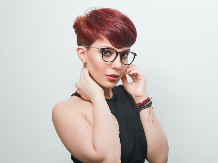 MissFoxiFire's profile - Image n°0