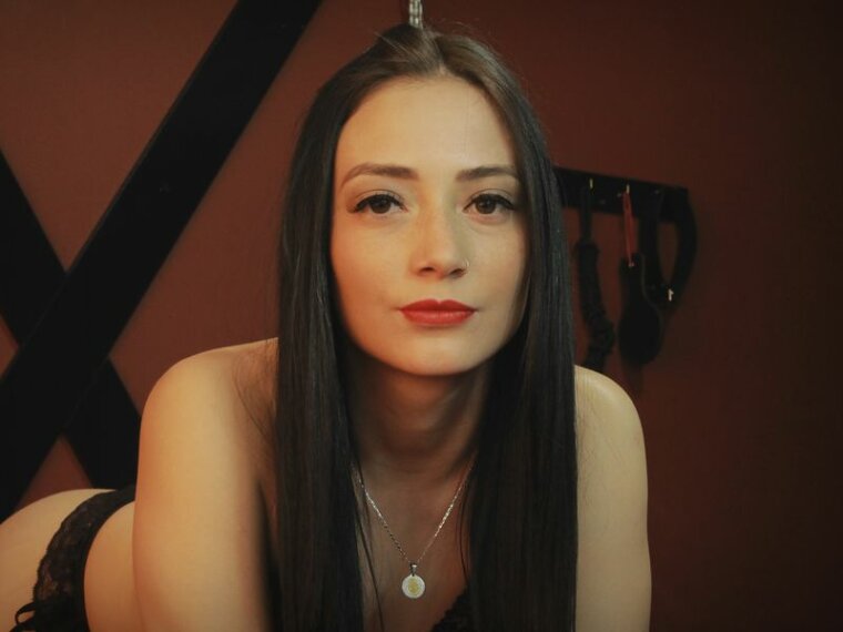 misskarolyne's profile - Image n°0