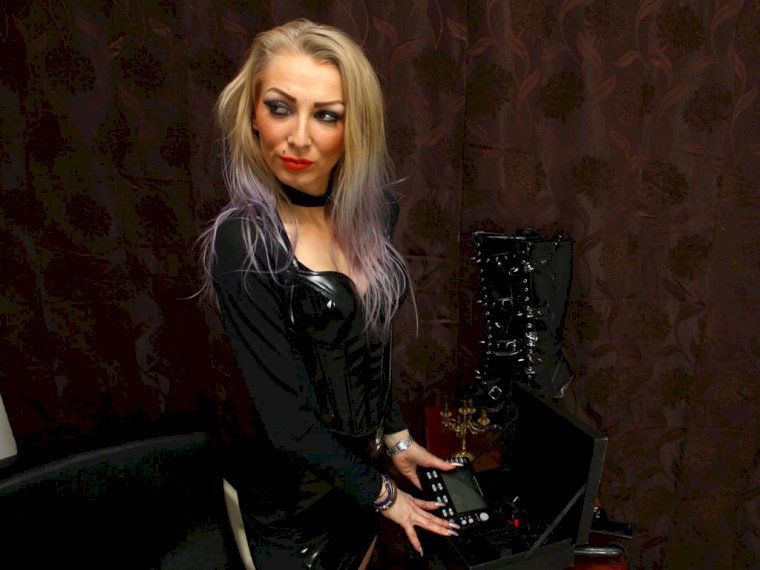 MistressQ' profilo - Immagine n°0