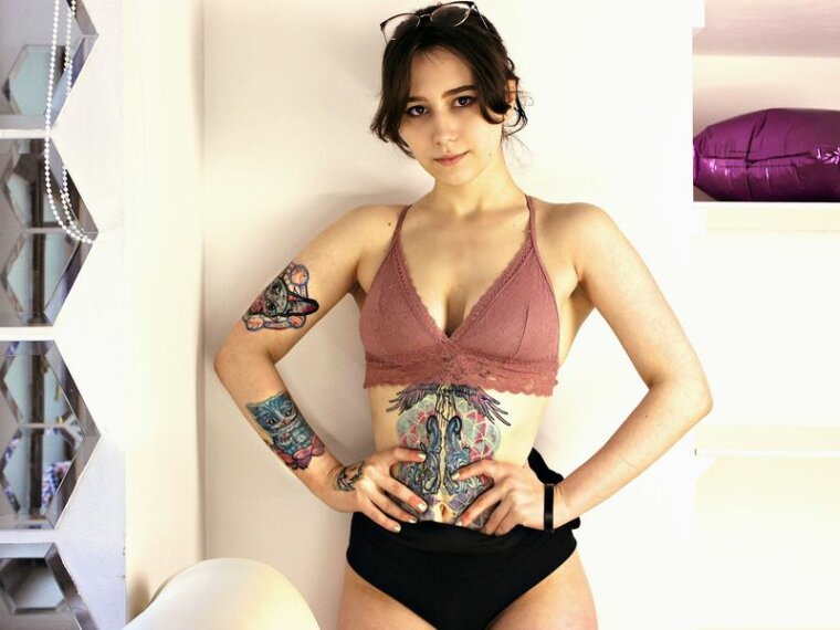 MonaSacs's profile - Image n°0