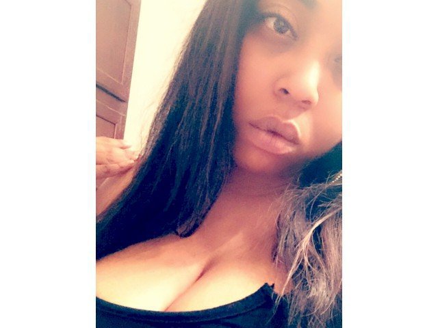 moniiqueS's profile - Image n°1