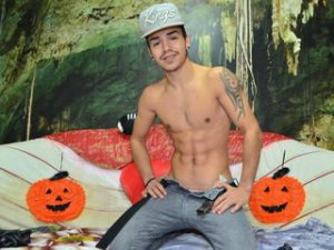 MuscleDANCERxxx's Sexcam