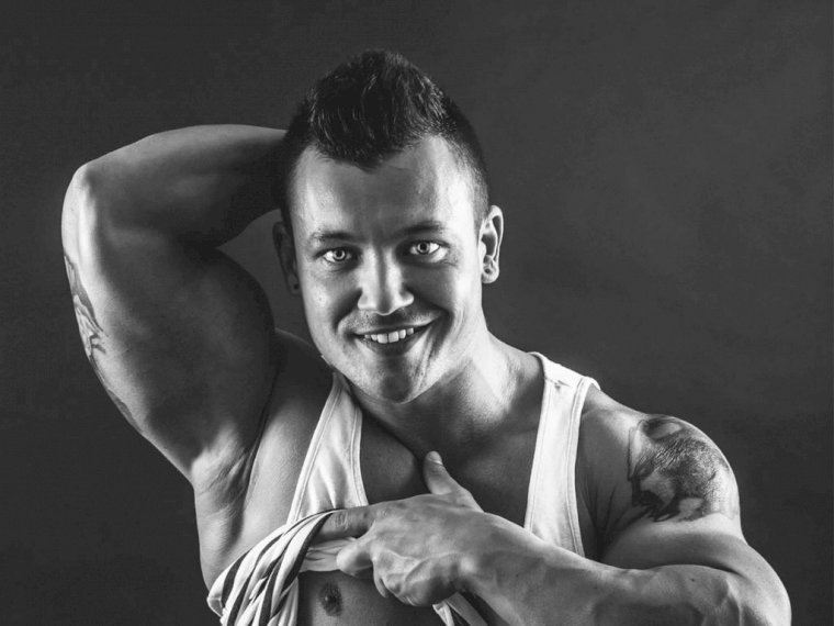 Profil de musclejohny - Photo n°1