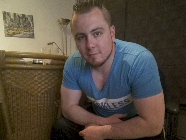 MusicLove90's profile - Image n°2