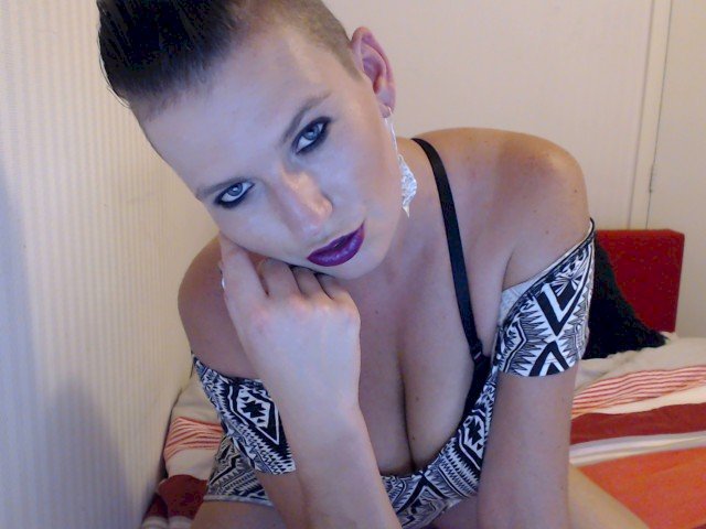 Perfil con mysterywoman - Imagen  n°121