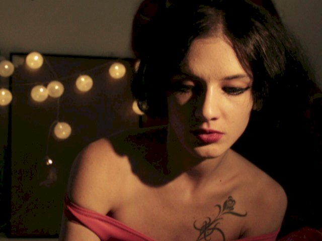 Nicki's profile - Image n°4