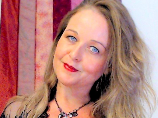 NickyKitt's profile - Image n°0