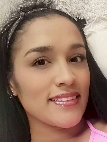 Nicolebanks's profile - Image n°1