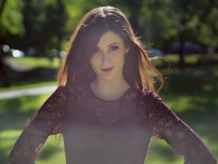NanaHale's profile - Image n°4