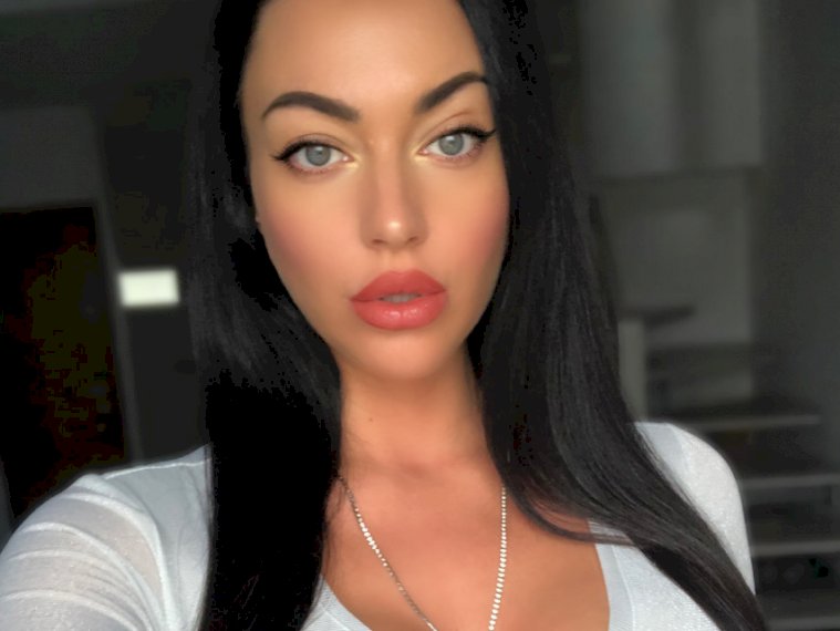 Nellyy's profile - Image n°2