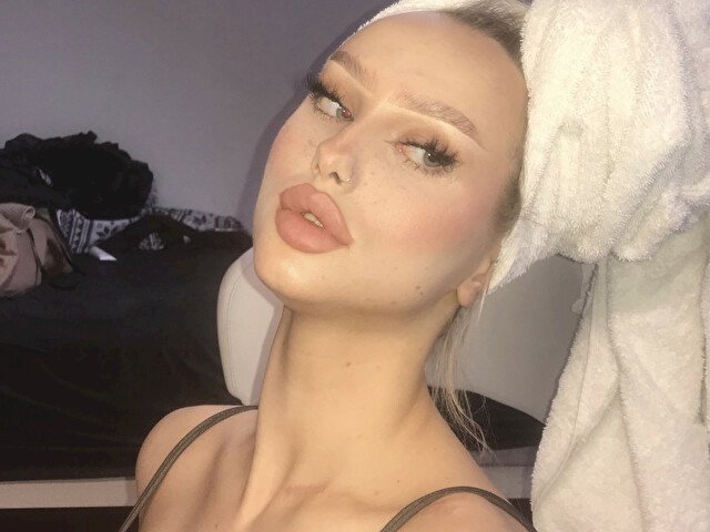 NicoleTravis's profile - Image n°2