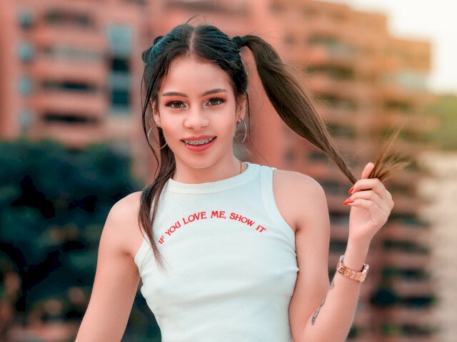 NicoleHowlan's profile - Image n°5