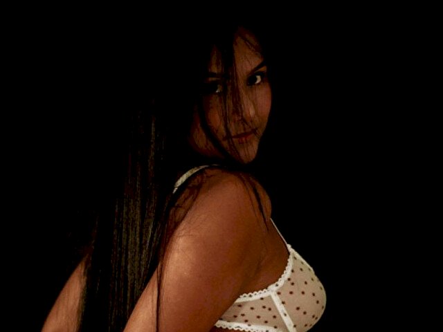 Nicolle8's profile - Image n°1