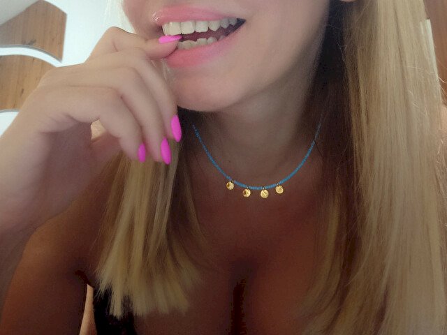 Nassianna's profile - Image n°0