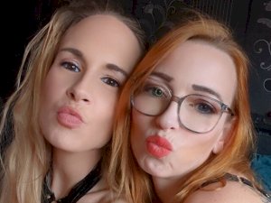 NaomiFriends's Sexcam