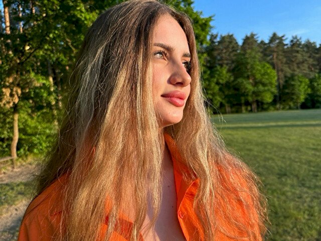 NicoleCam's profile - Image n°3