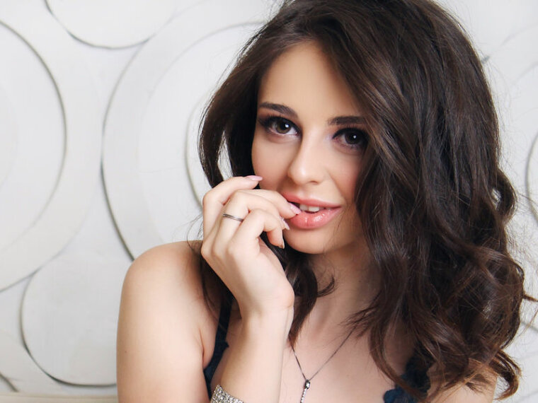 NailaS's profile - Image n°0