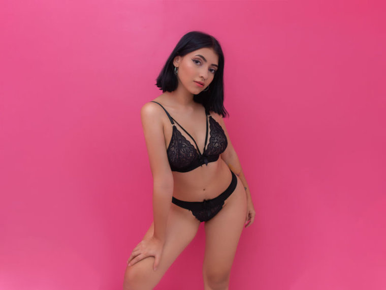 NanyStanford's profile - Image n°0